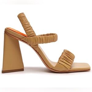 Schutz Lirah Honey Beige Slingback Strap Open Toe Block Heel Sandals 9
